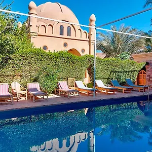 Embrace Hotel Luxor