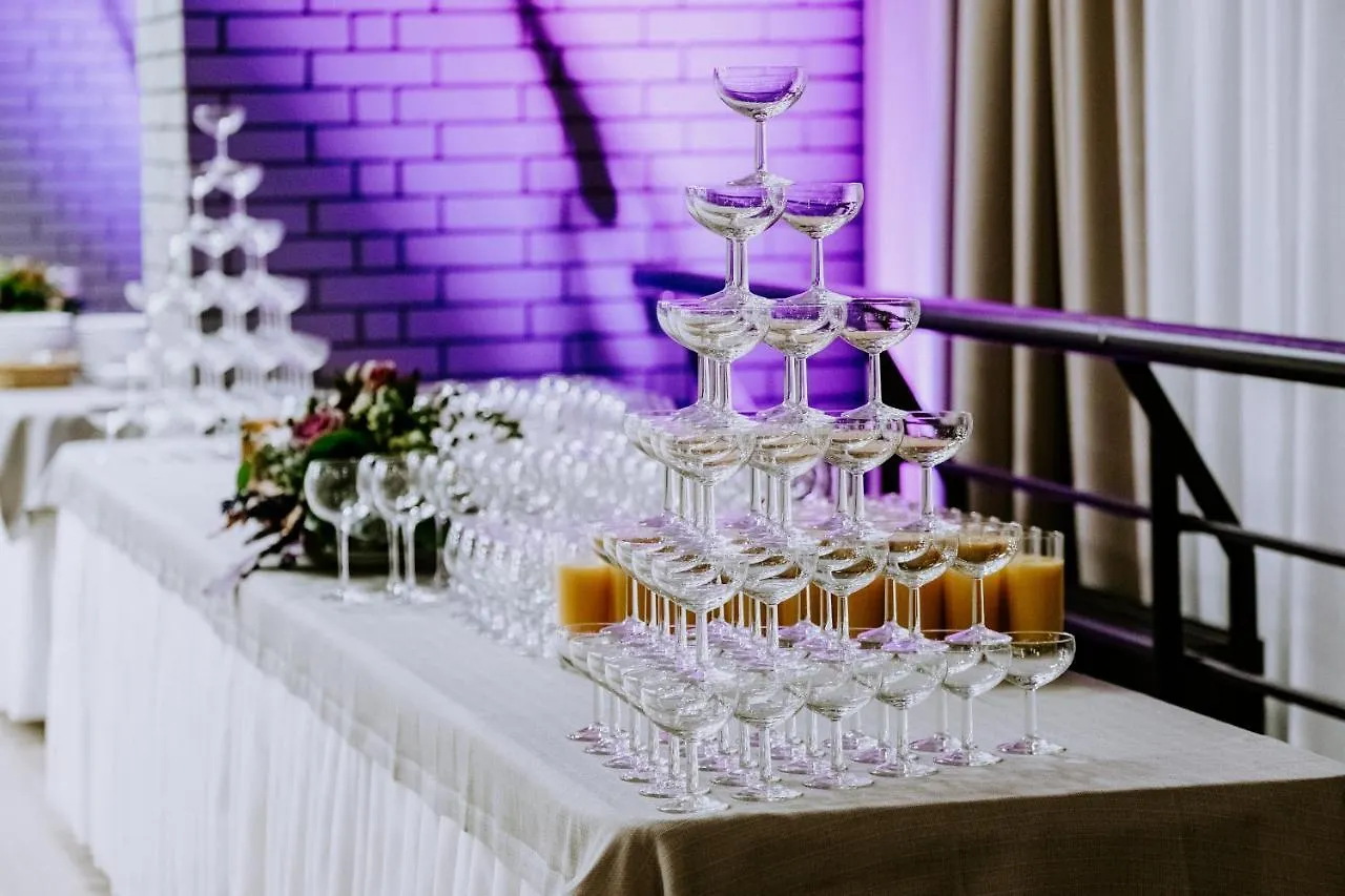 Mercure Kyiv Congress 4*,